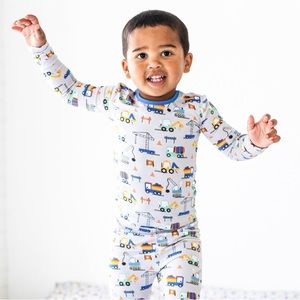 🚜🔧NWT Macaron+Me Bamboo Set🔧🚜